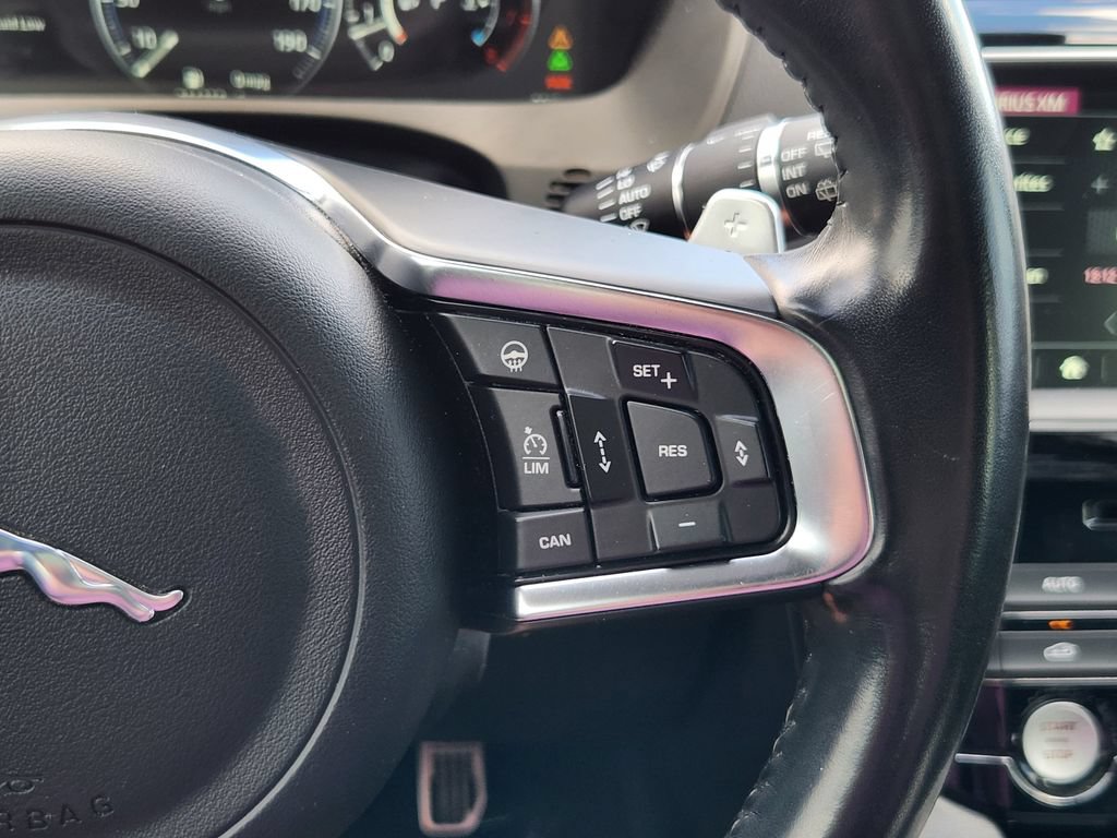 Used 2018 Jaguar F-PACE S AWD/4WD image 19