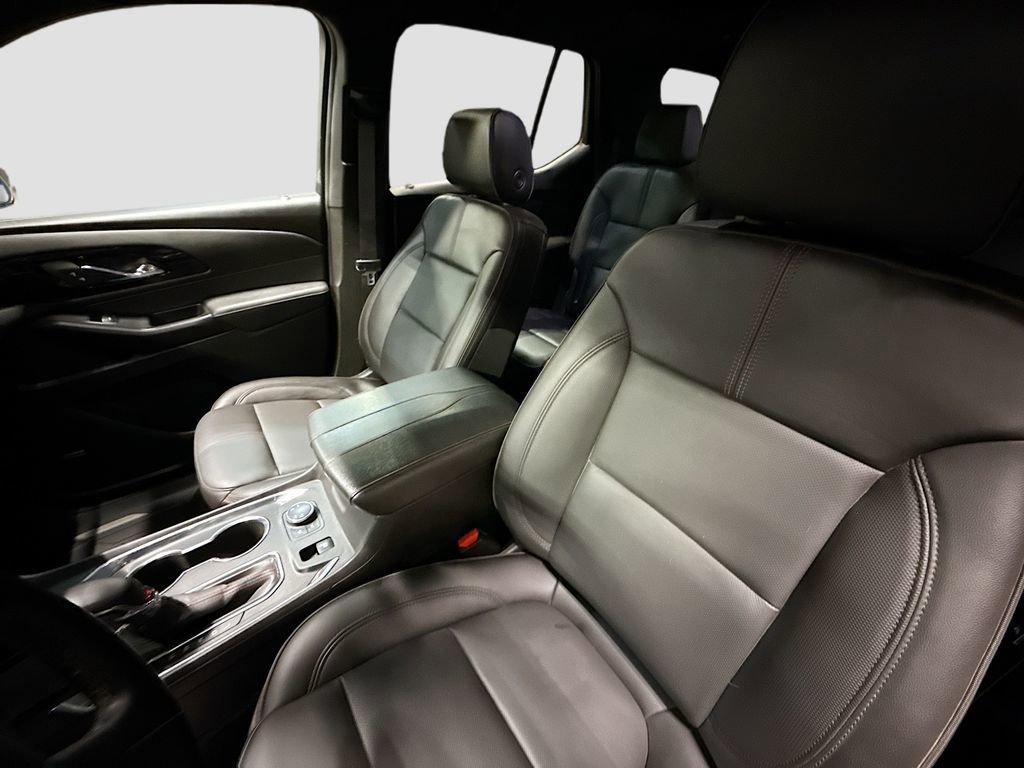 Used 2023 Chevrolet Traverse RS w/ LPO, Floor Liner Package image 21