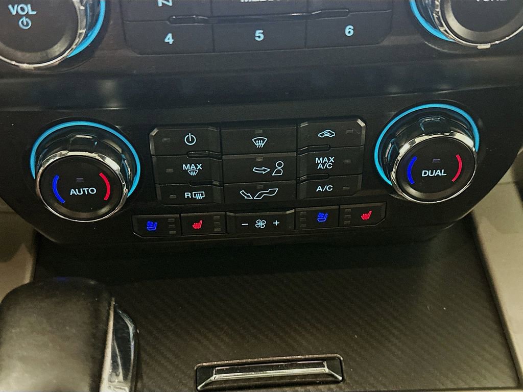 Used 2020 Ford F150 Lariat image 18