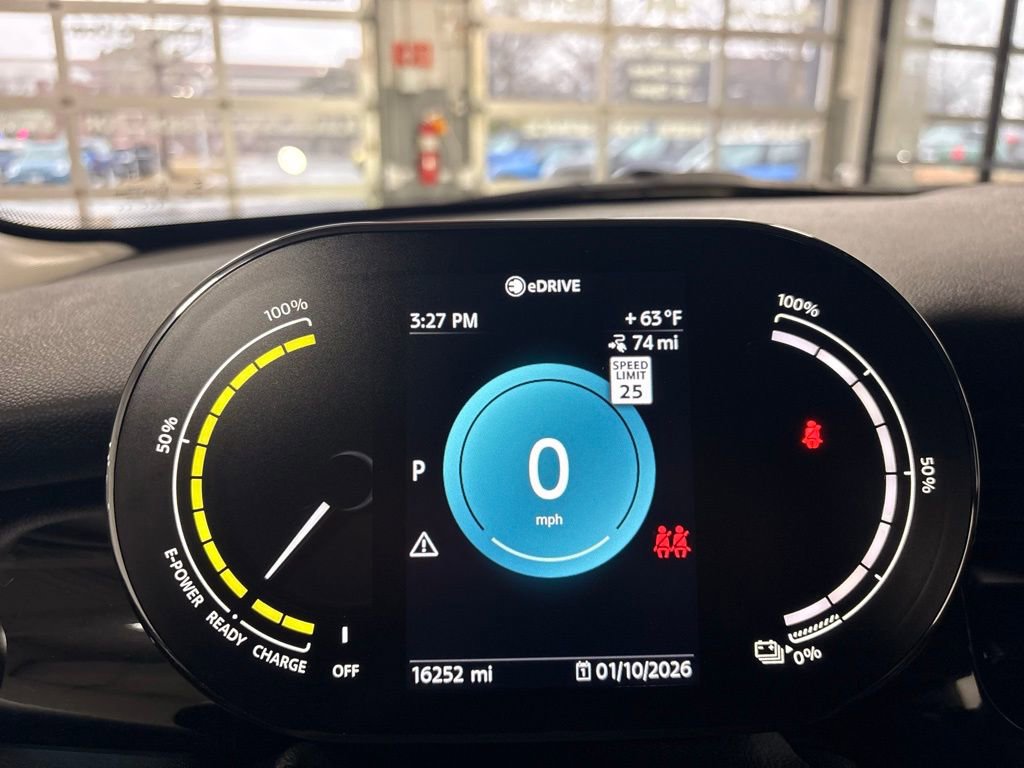 Used 2022 MINI Cooper SE image 11