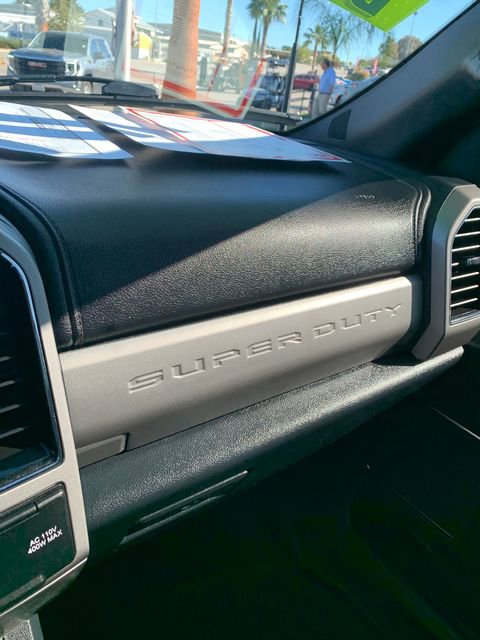 Used 2022 Ford F250 Lariat w/ Lariat Ultimate Package AWD/4WD image 31