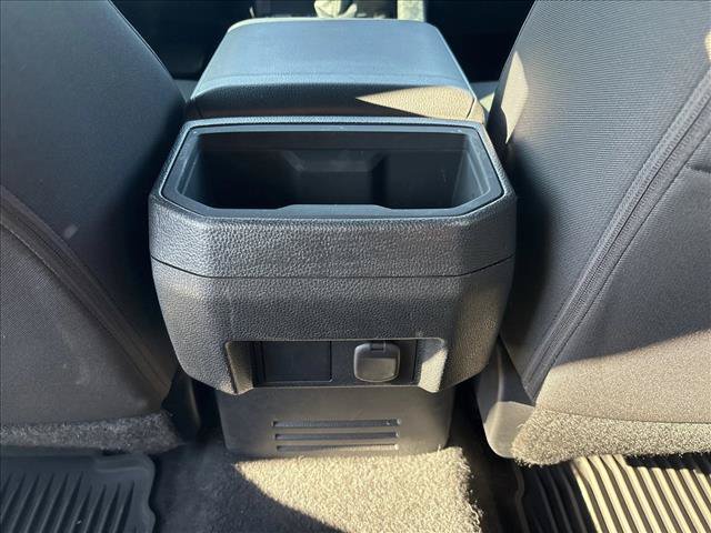 Certified 2025 Toyota Tacoma SR5 AWD/4WD image 22