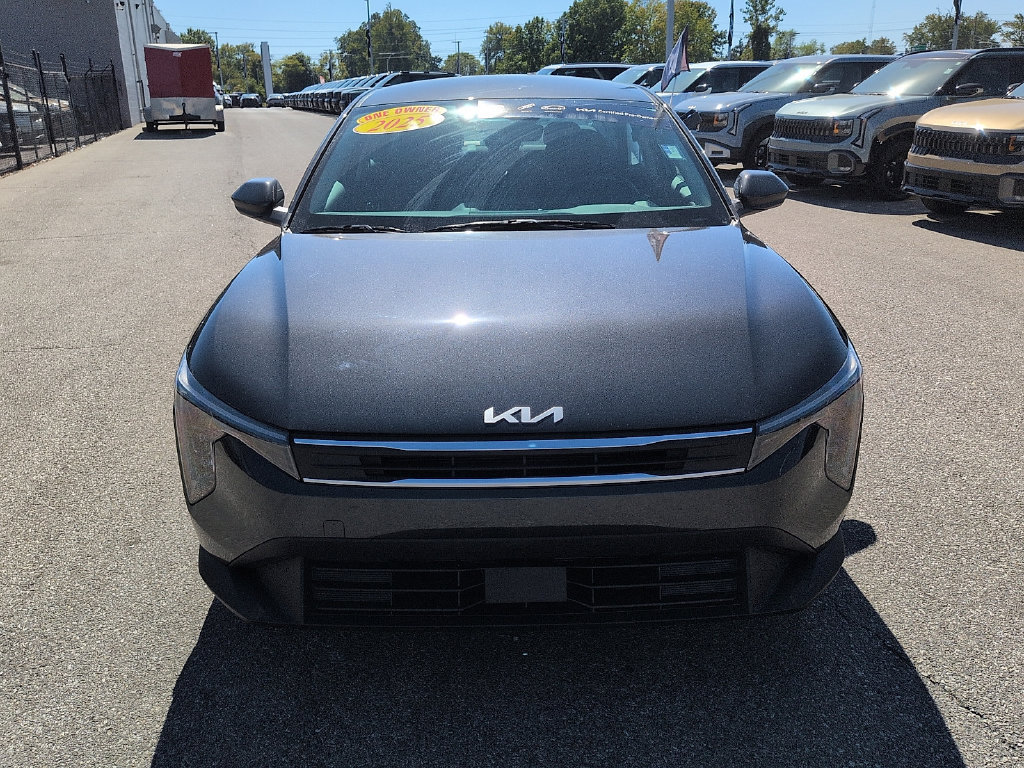 Used 2025 Kia K4 FWD image 3