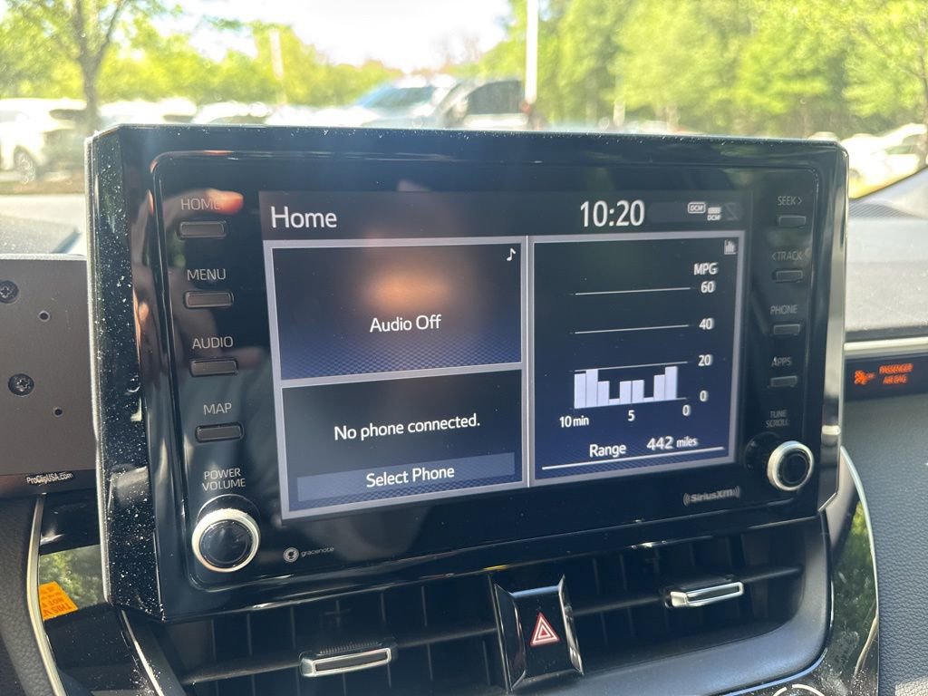 Certified 2022 Toyota Corolla SE w/ SE Premium Package image 3