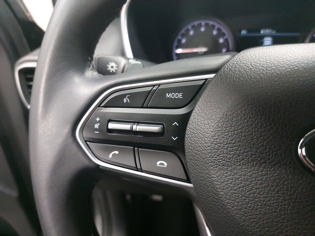Certified 2023 Hyundai Santa Fe SEL image 17