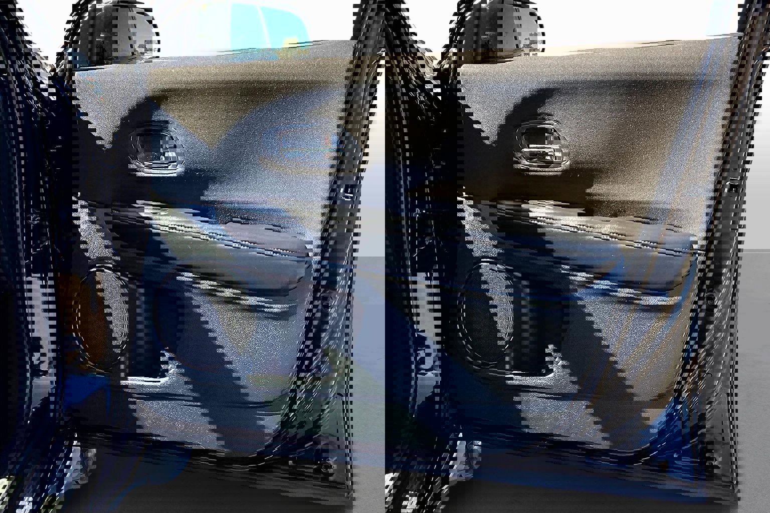 Used 2017 Honda HR-V LX image 17