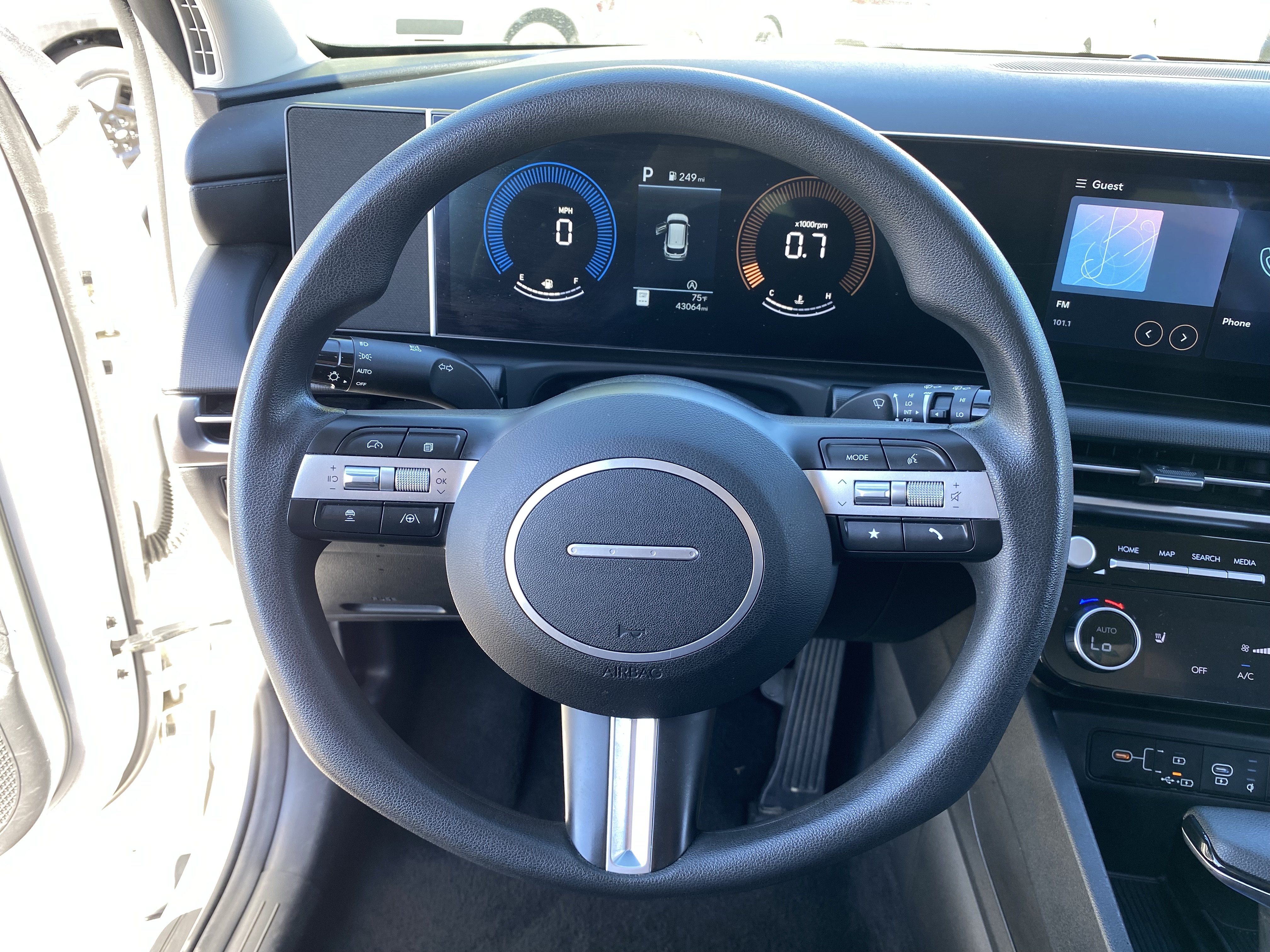 Used 2025 Hyundai Tucson SEL FWD image 27
