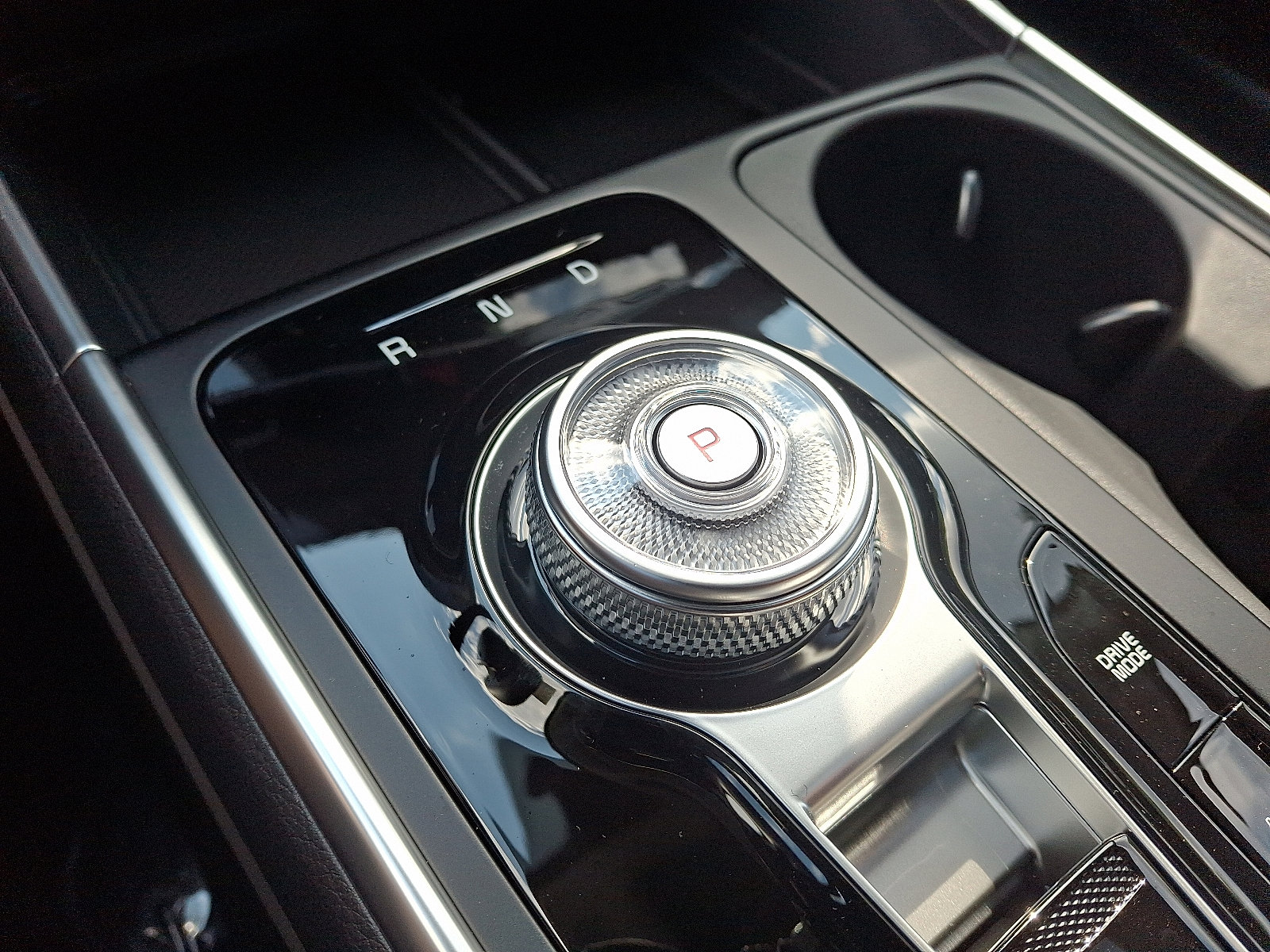 New 2026 Kia Carnival SX image 9