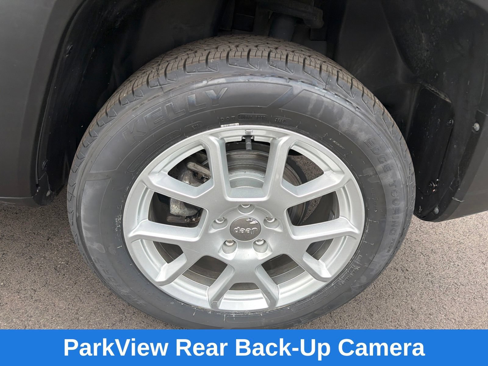 Used 2021 Jeep Renegade Latitude w/ Convenience Group AWD/4WD image 24
