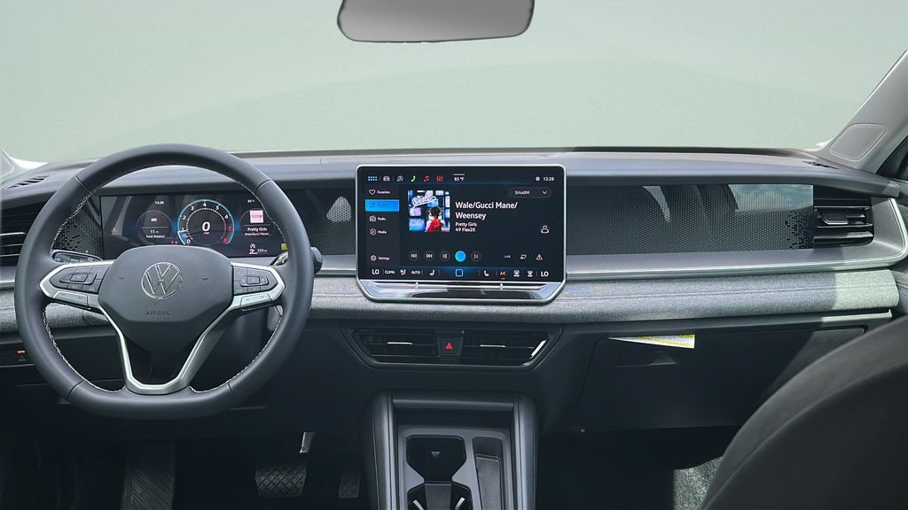 New 2026 Volkswagen Tiguan S FWD image 20