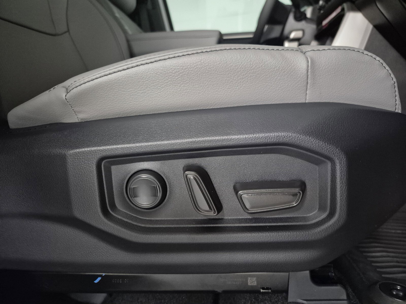 New 2026 Toyota Tundra Limited image 43