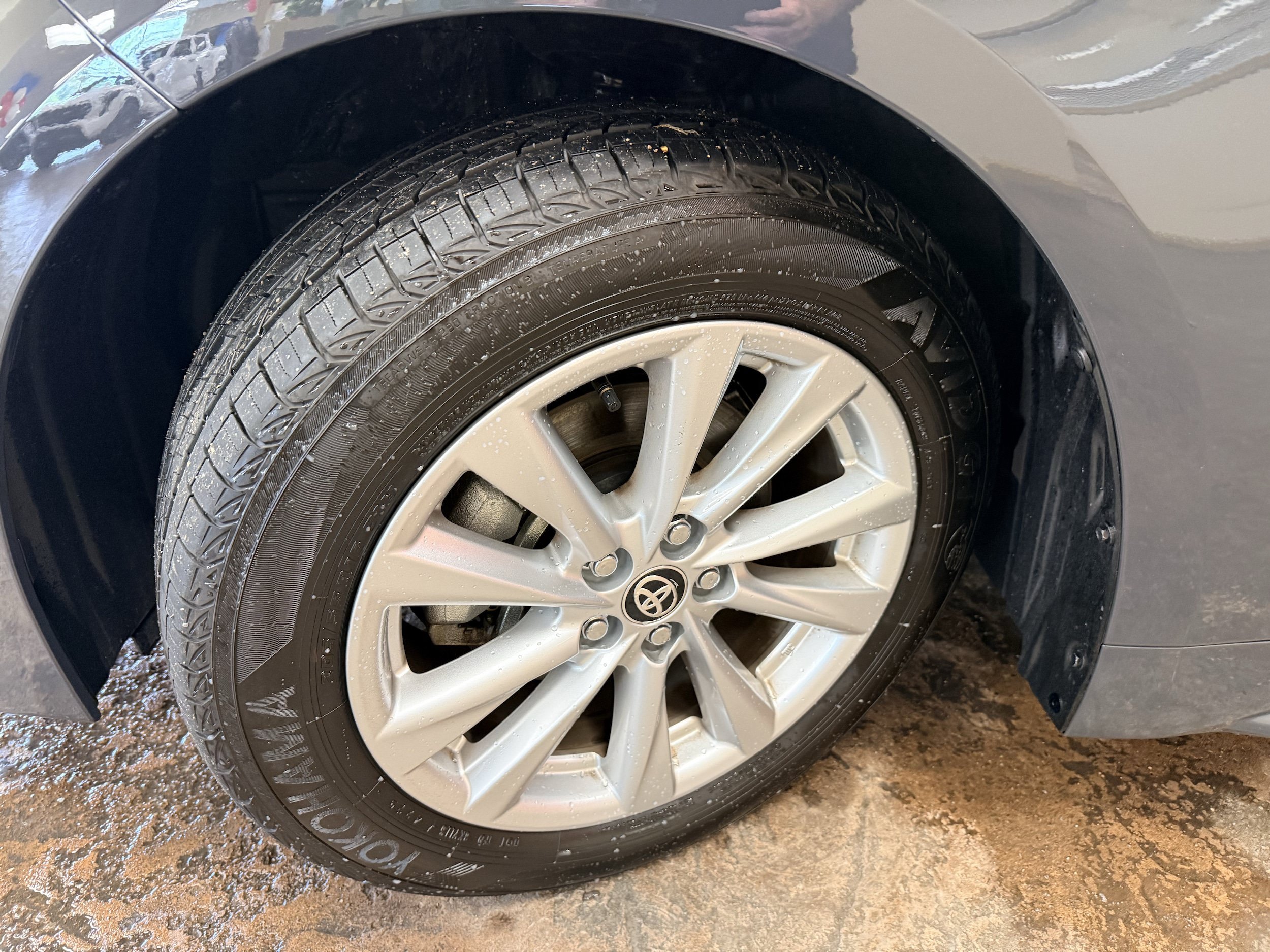 Used 2026 Toyota Corolla XLE FWD image 4