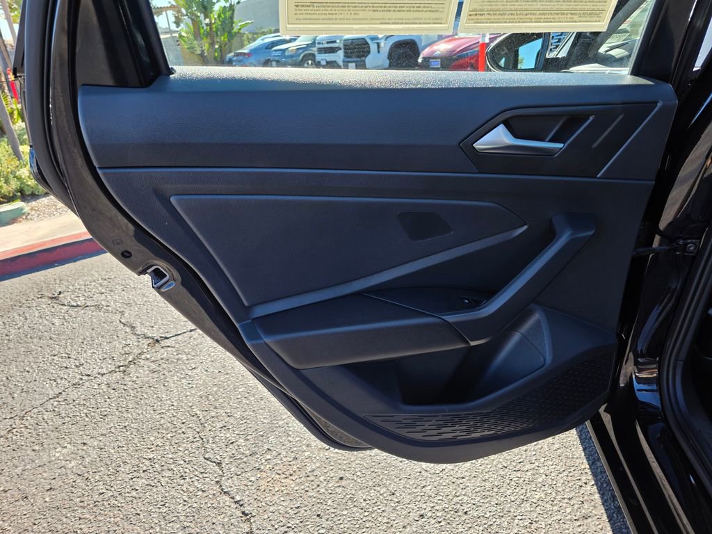 Used 2024 Volkswagen Jetta S image 18