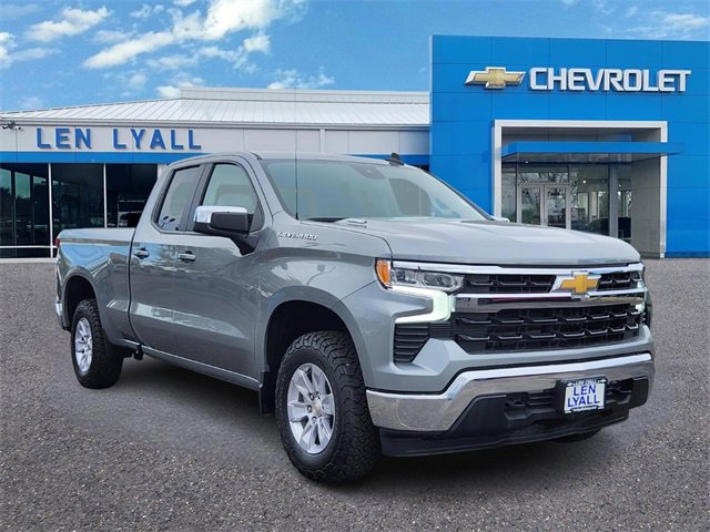 Used 2025 Chevrolet Silverado 1500 LT w/ Protection Package image 1