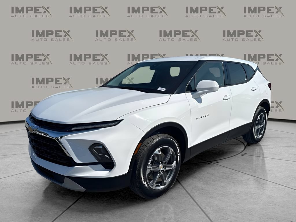 Used 2025 Chevrolet Blazer LT