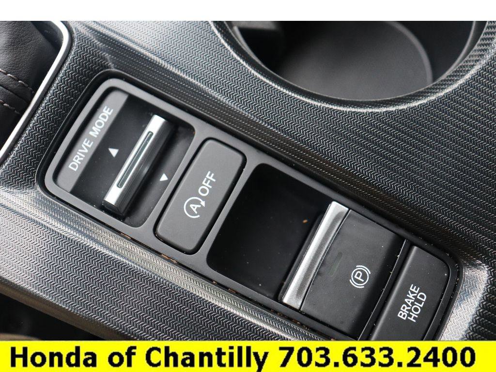 Certified 2025 Honda Civic Sport image 17