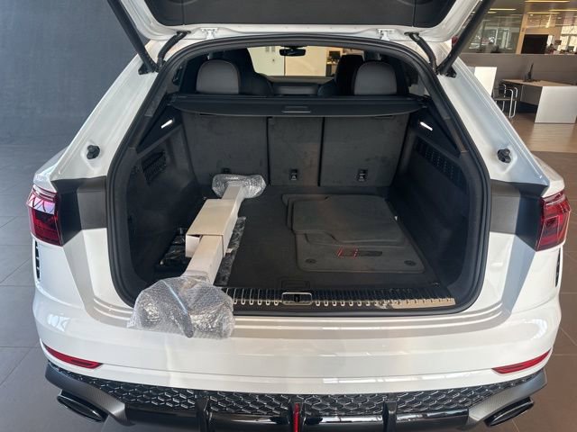 New 2026 Audi RS Q8 performance image 7