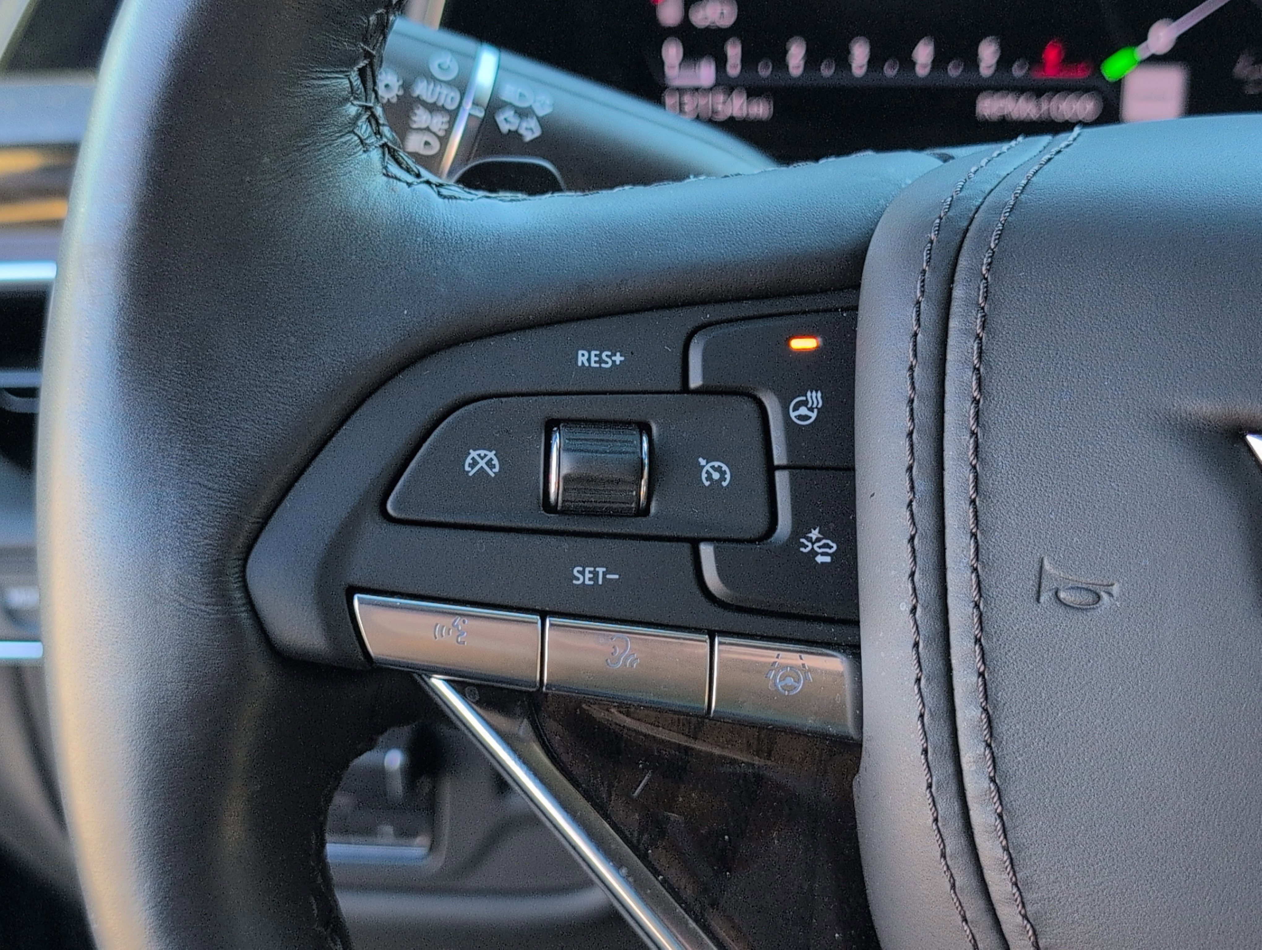 Certified 2024 Cadillac Escalade Sport Platinum image 26