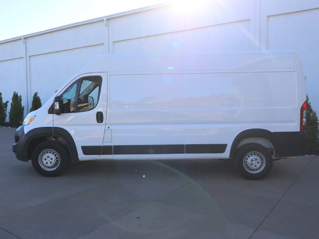 Used 2024 RAM ProMaster 2500 w/ Premium Convenience Group FWD image 7