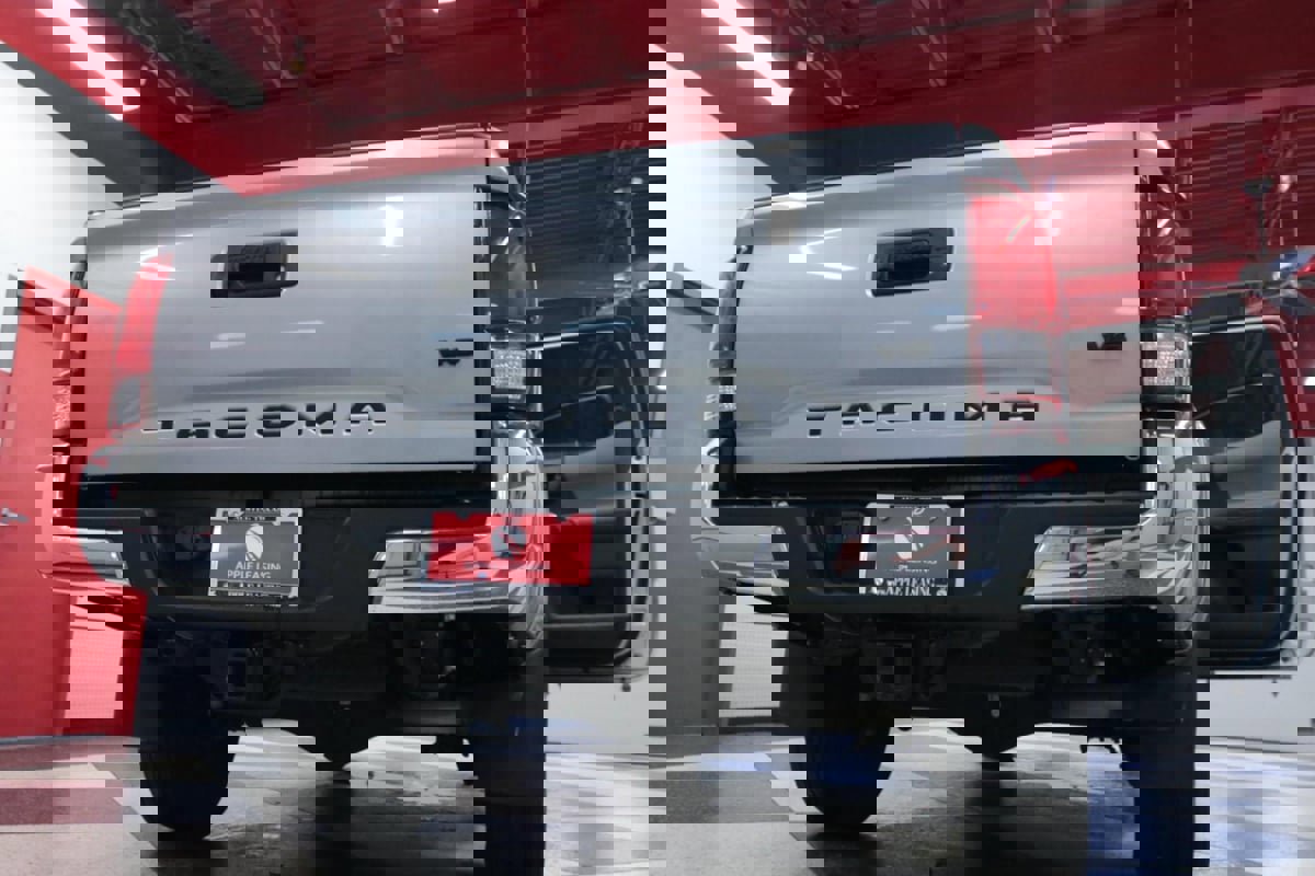 Used 2021 Toyota Tacoma SR5 image 27