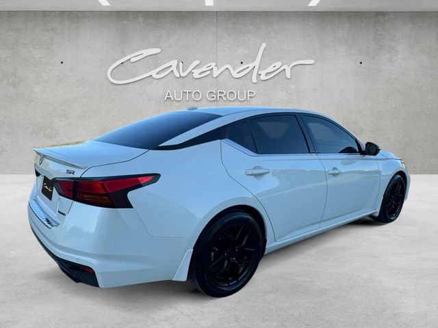 Used 2023 Nissan Altima 2.0 SR FWD image 16
