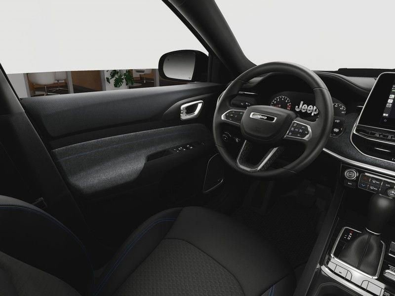 Certified 2025 Jeep Compass Latitude w/ Sun & Sound Group image 19