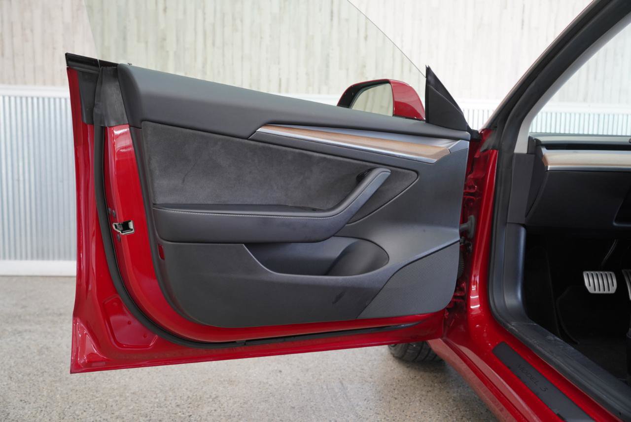 Used 2022 Tesla Model 3 Performance image 28