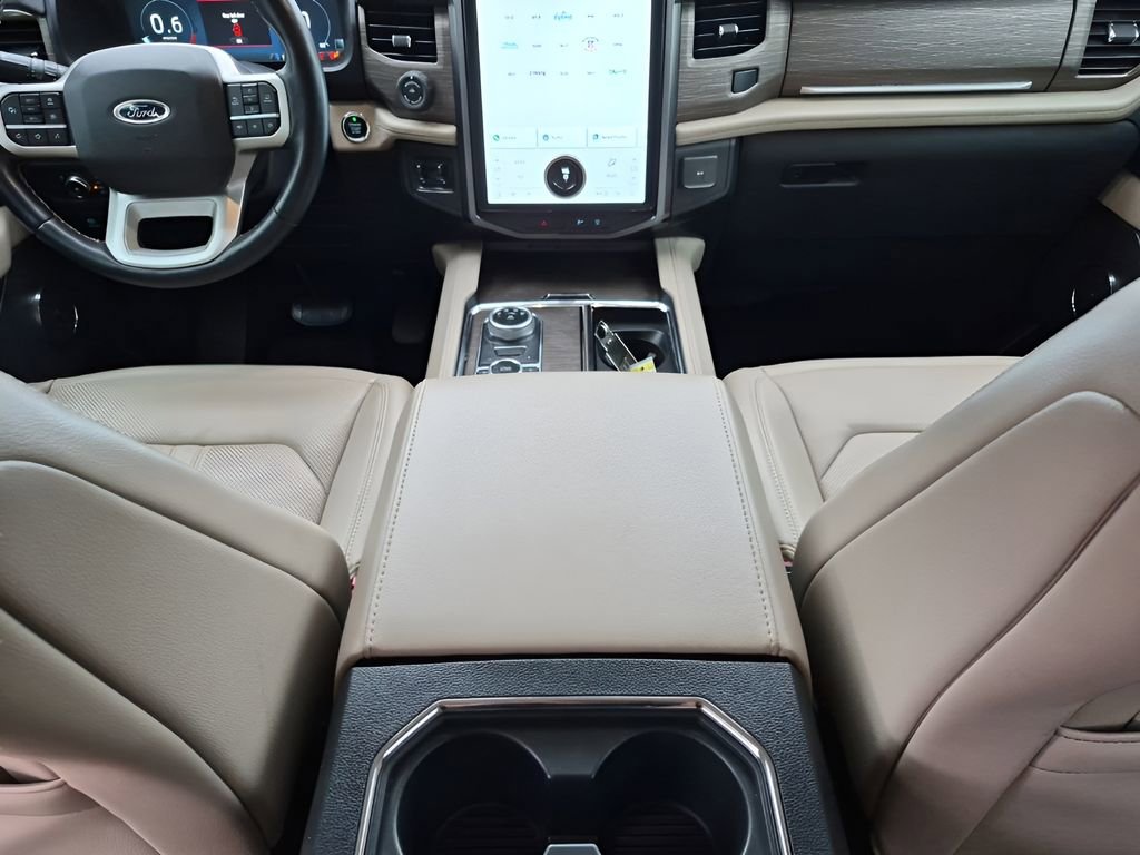 Used 2022 Ford Expedition Max Limited AWD/4WD image 26