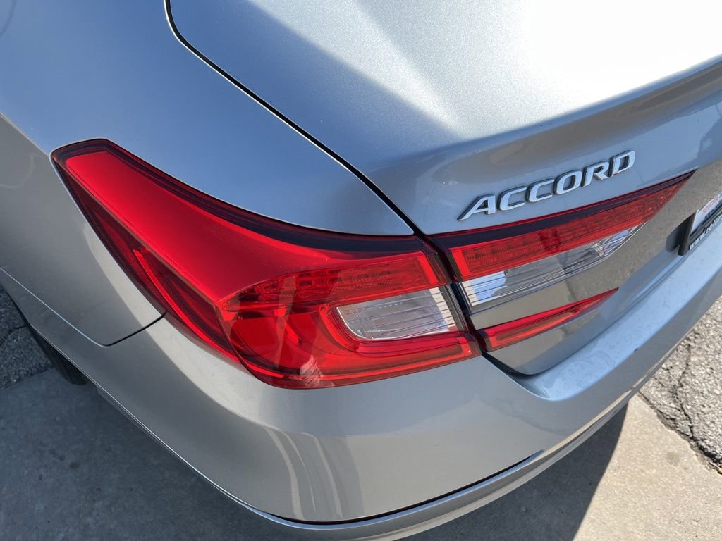 Used 2018 Honda Accord EX-L image 45