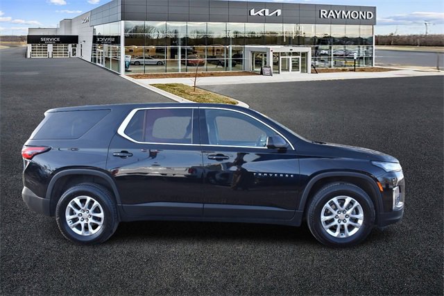 Certified 2022 Chevrolet Traverse LS image 2