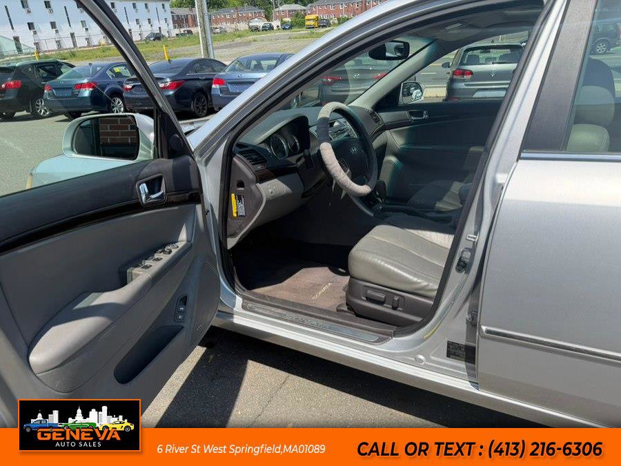Used 2009 Hyundai Sonata Limited FWD image 13