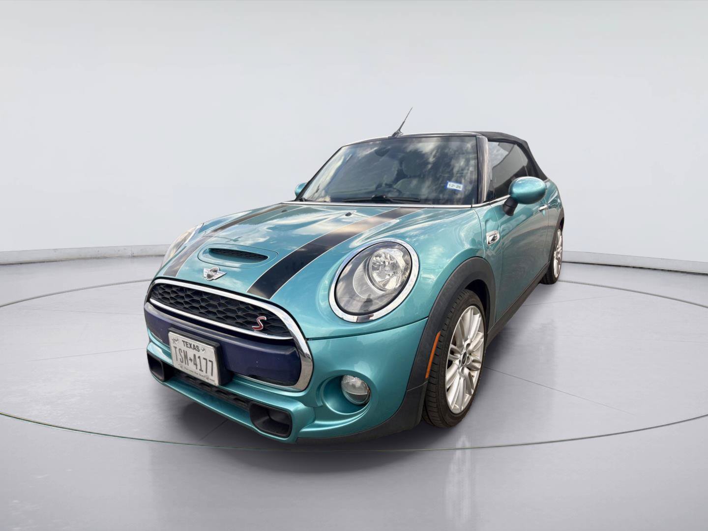 Used 2017 MINI Cooper S FWD image 5