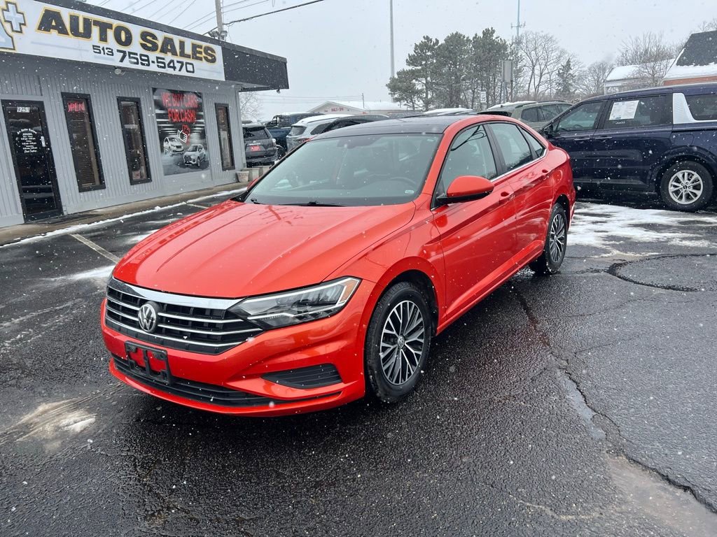 Used 2019 Volkswagen Jetta SE image 2