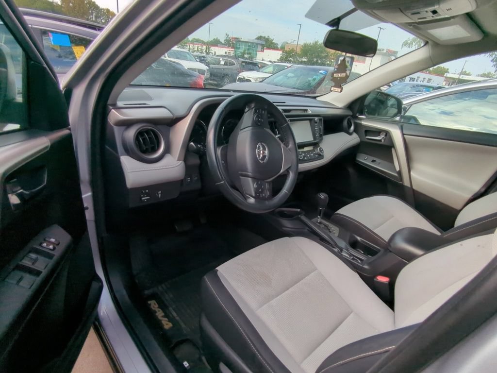 Used 2016 Toyota RAV4 XLE w/ Protection Package AWD/4WD image 7
