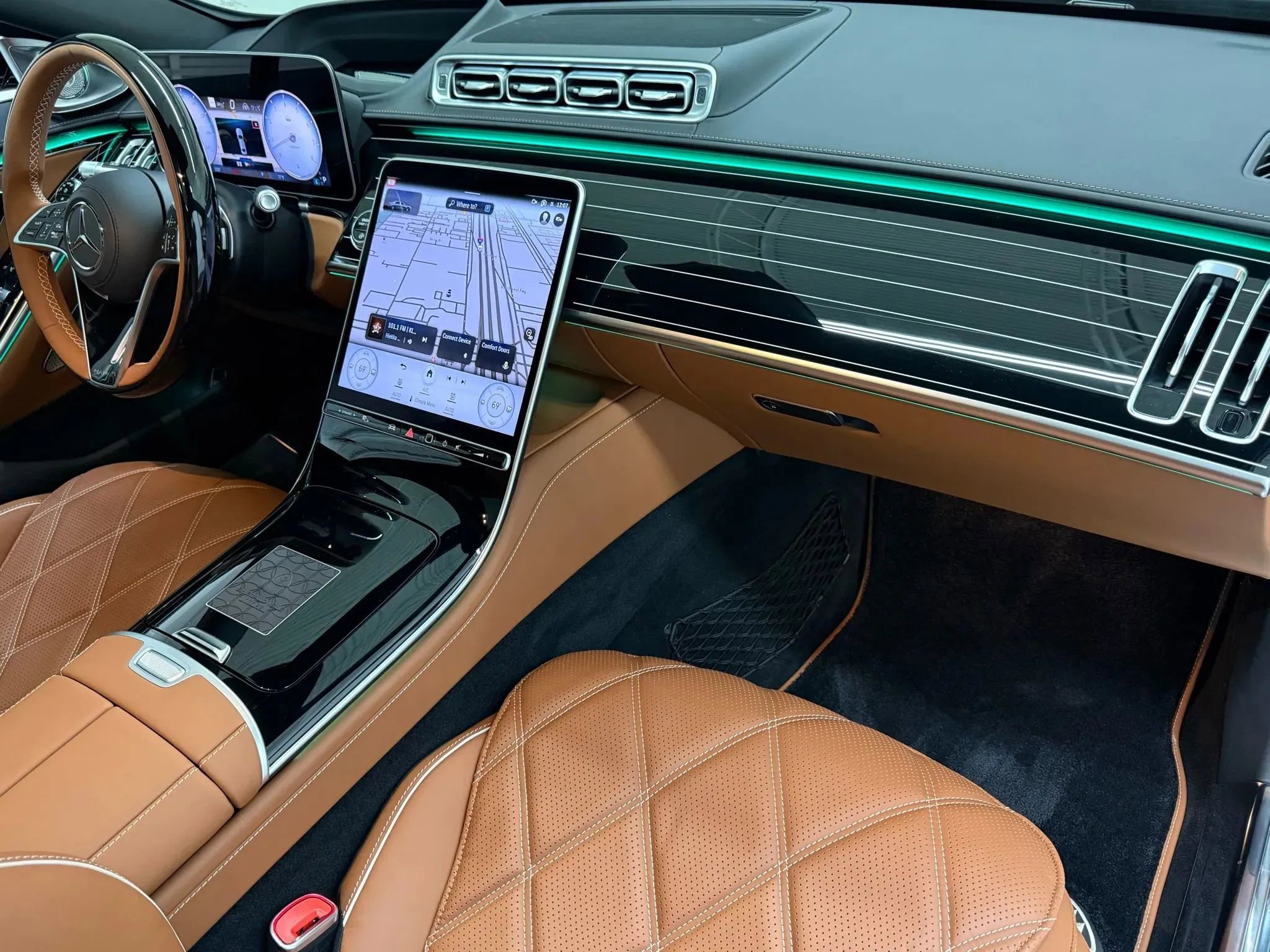 Used 2026 Mercedes-Benz Maybach S 680 S 680 4MATIC Sedan 4D image 10