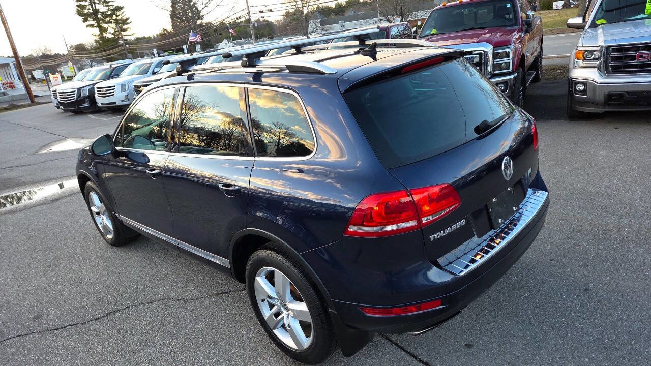 Used 2012 Volkswagen Touareg VR6 image 10