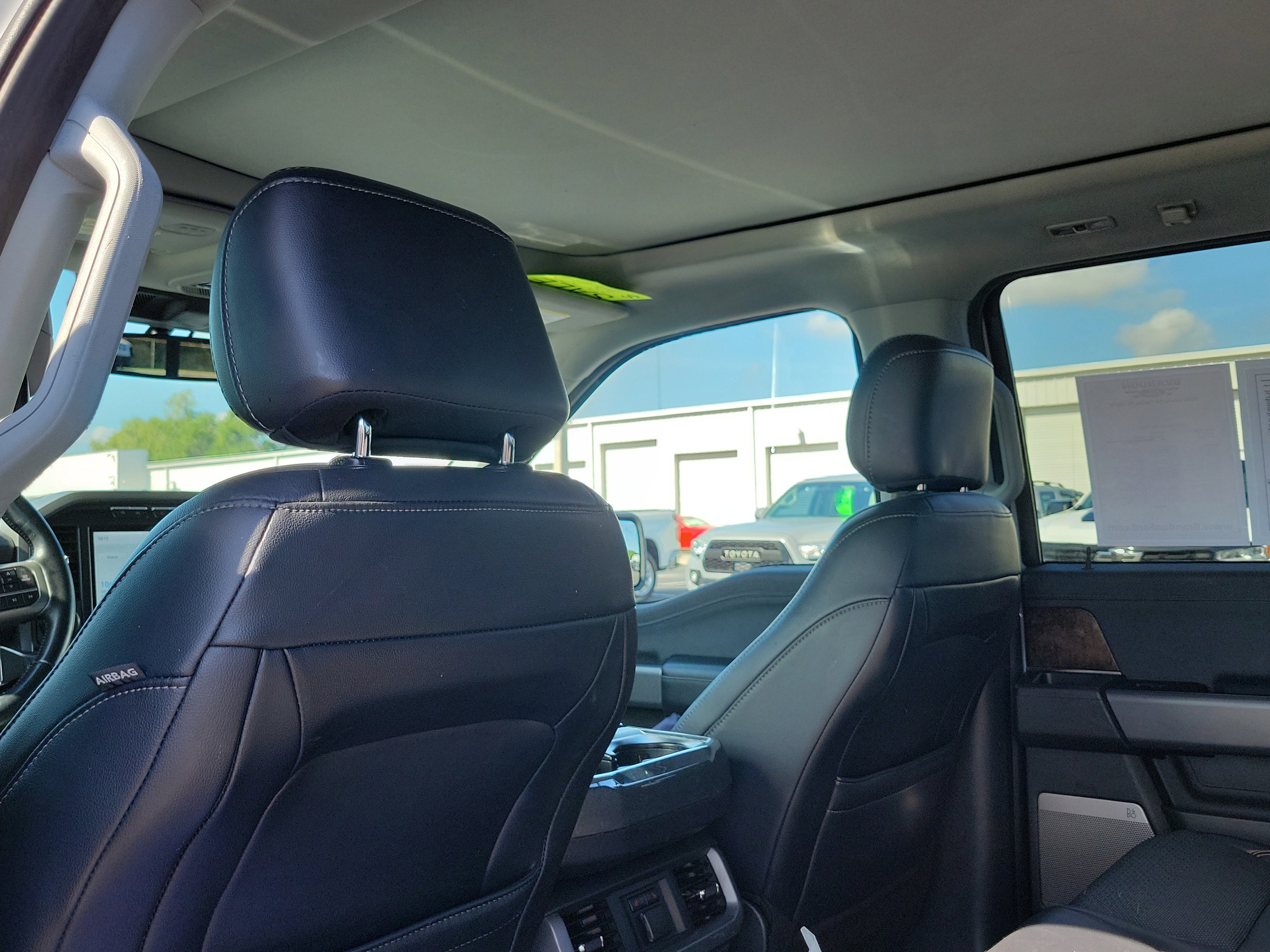 Used 2021 Ford F150 Lariat w/ Equipment Group 502A High image 13