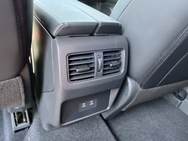 New 2026 Nissan Rogue Dark Armor AWD/4WD image 19