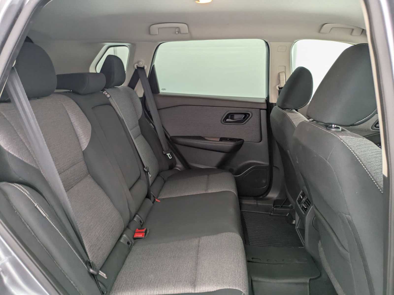 Used 2021 Nissan Rogue S AWD/4WD image 20