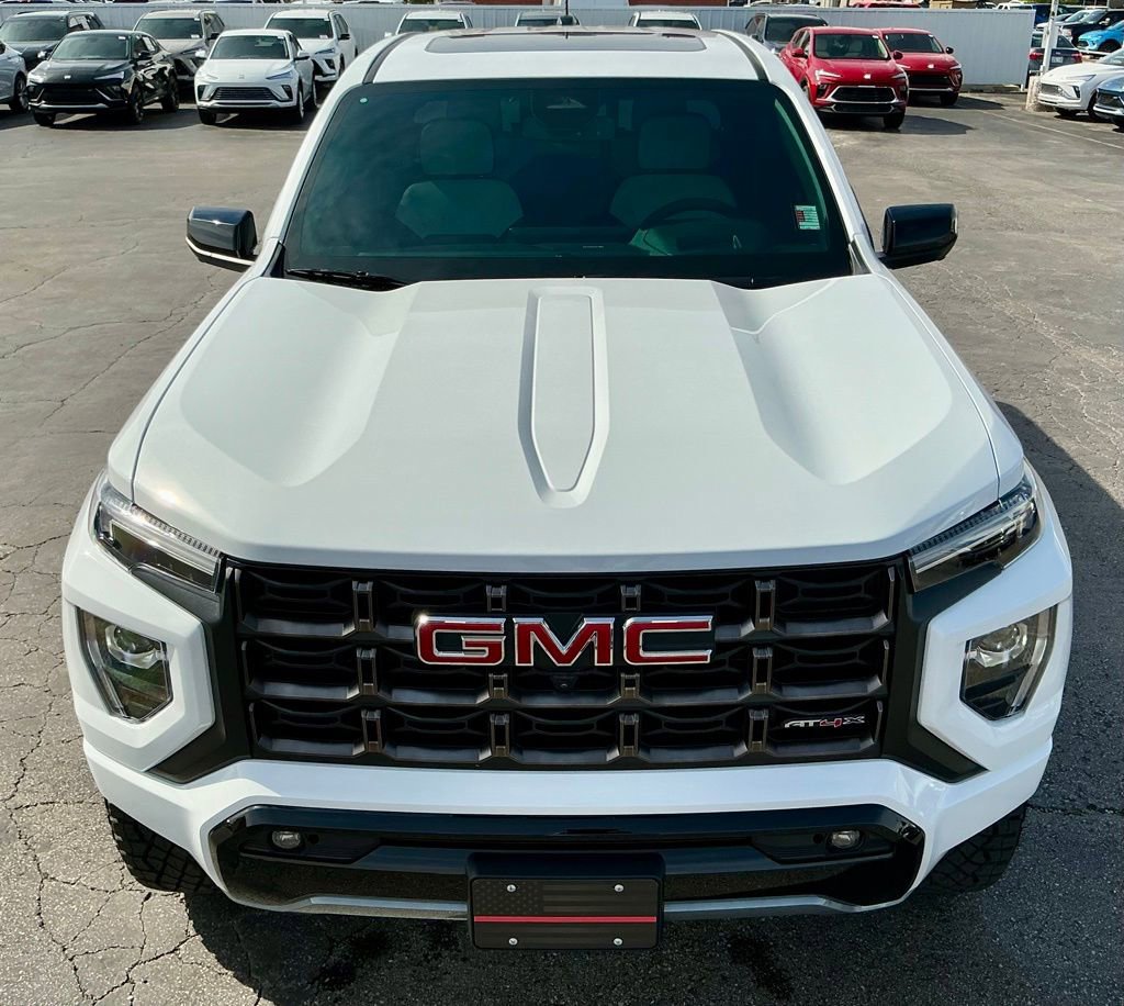 Used 2024 GMC Canyon AT4X image 11