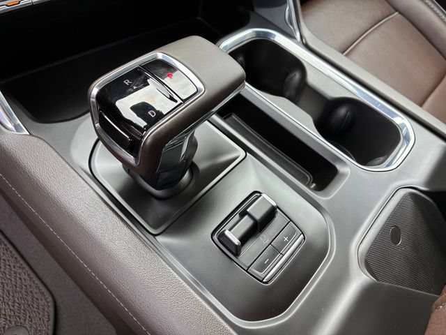 Used 2024 GMC Sierra 1500 Denali w/ Technology Package AWD/4WD image 28