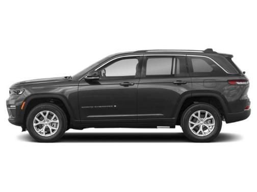Used 2023 Jeep Grand Cherokee Limited w/ Luxury Tech Group II RWD image 3