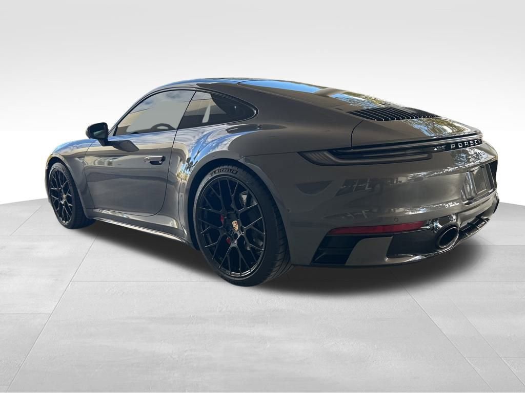 Used 2024 Porsche 911 Carrera 4 image 4