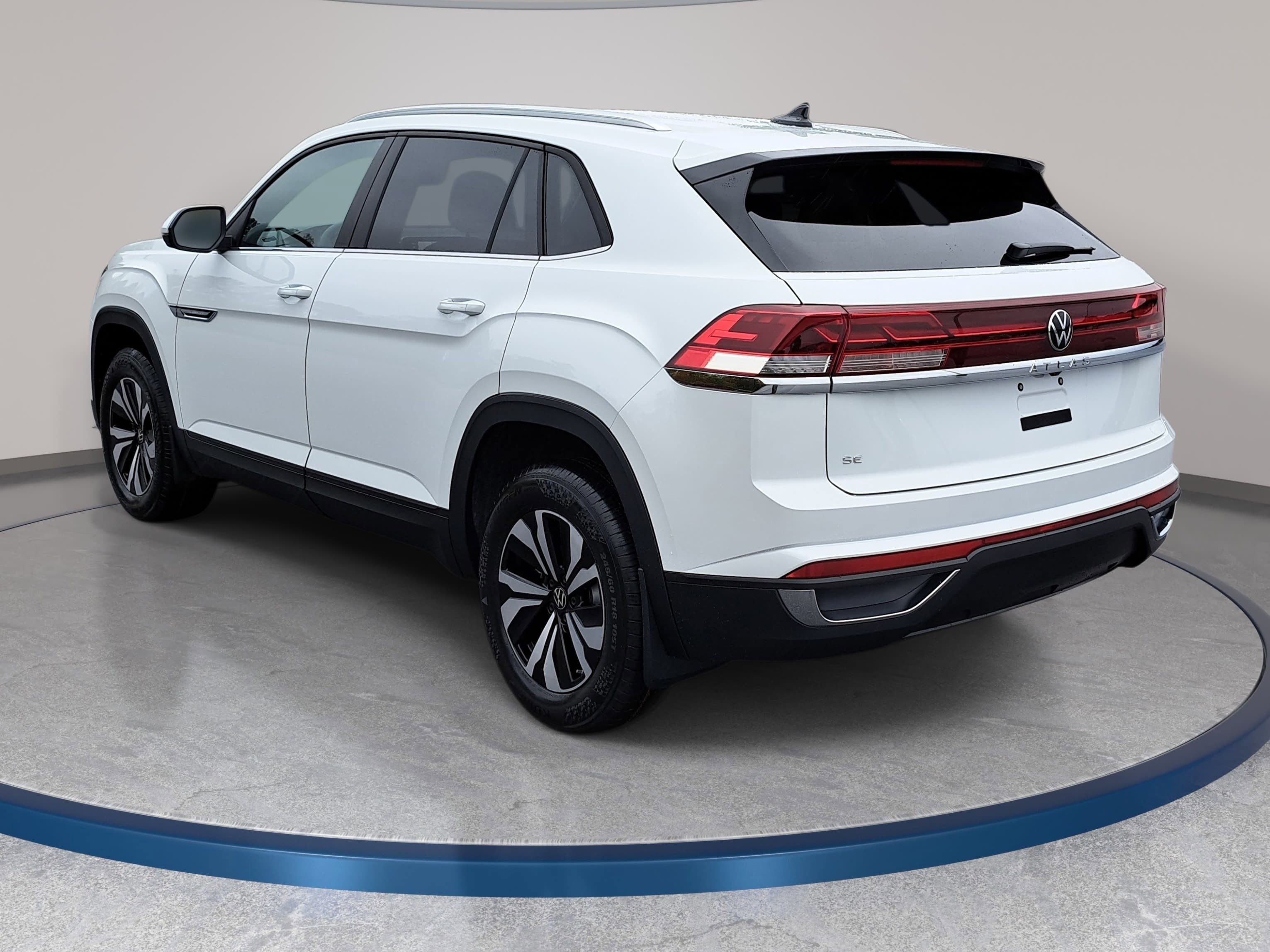 New 2026 Volkswagen Atlas Cross Sport SE FWD image 7