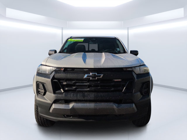 Used 2025 Chevrolet Colorado Trail Boss AWD/4WD image 8