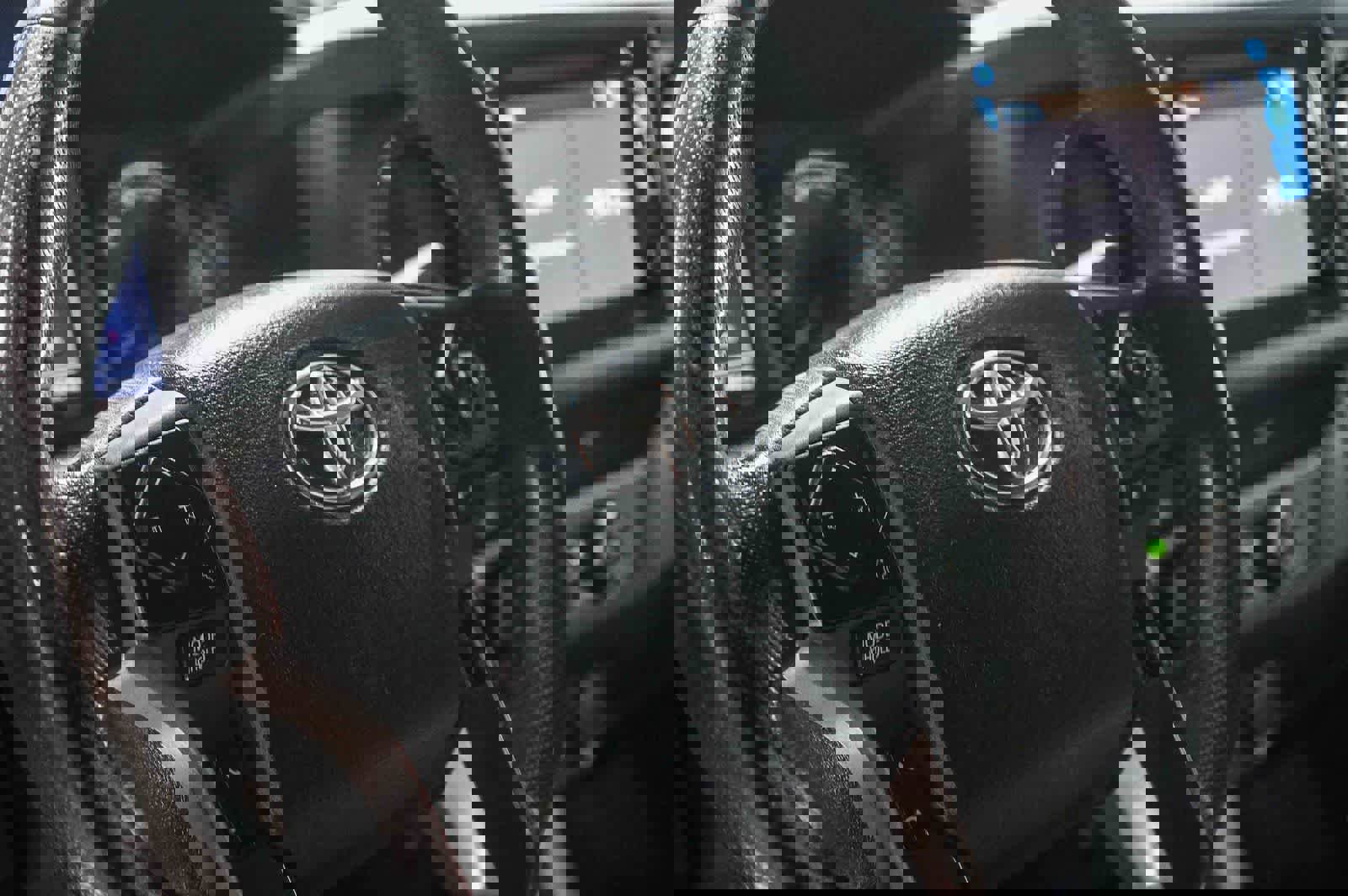 Certified 2019 Toyota Tacoma TRD Sport w/ Technology Package image 21