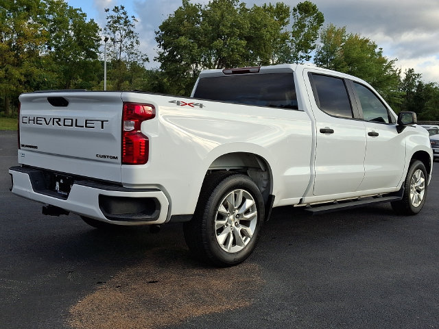 Used 2023 Chevrolet Silverado 1500 Custom w/ LPO, Dark Essentials Package AWD/4WD image 9