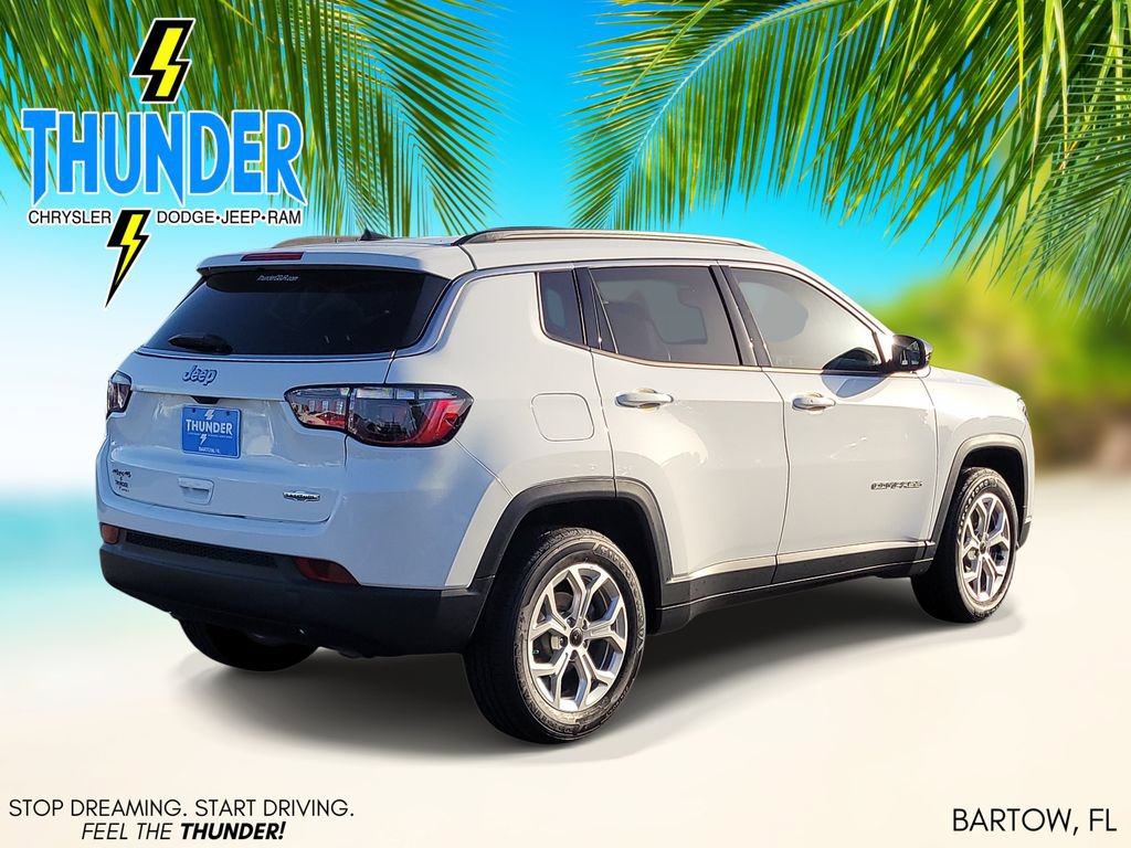 Certified 2025 Jeep Compass Latitude AWD/4WD image 4