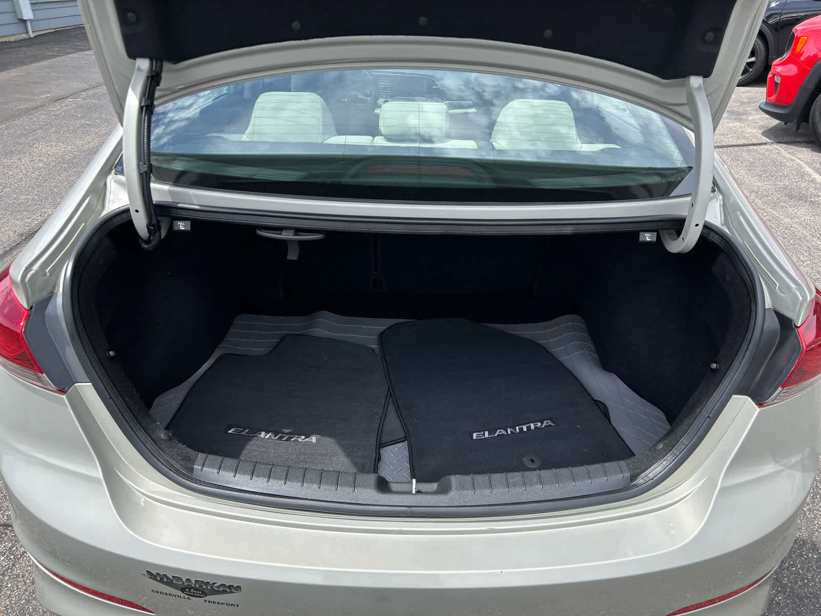 Used 2018 Hyundai Elantra SEL w/ Cargo Package FWD image 24