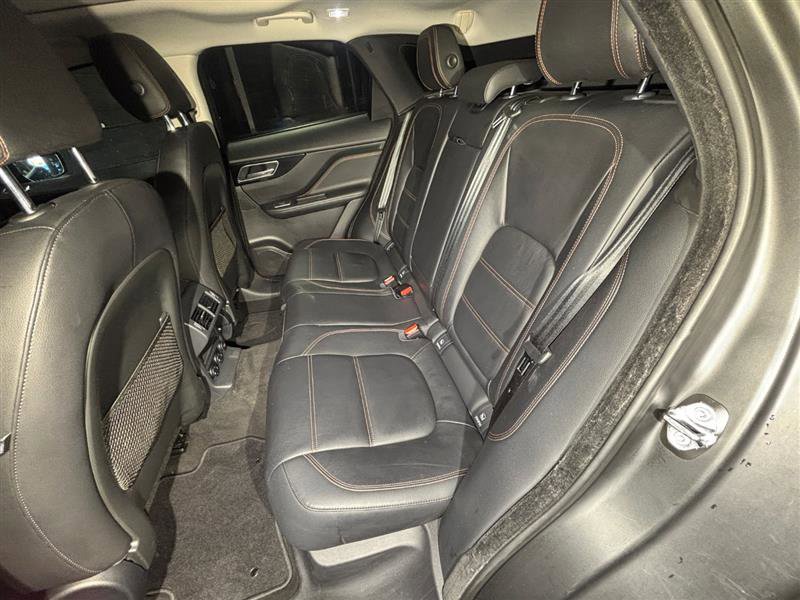 Used 2017 Jaguar F-PACE Prestige image 13